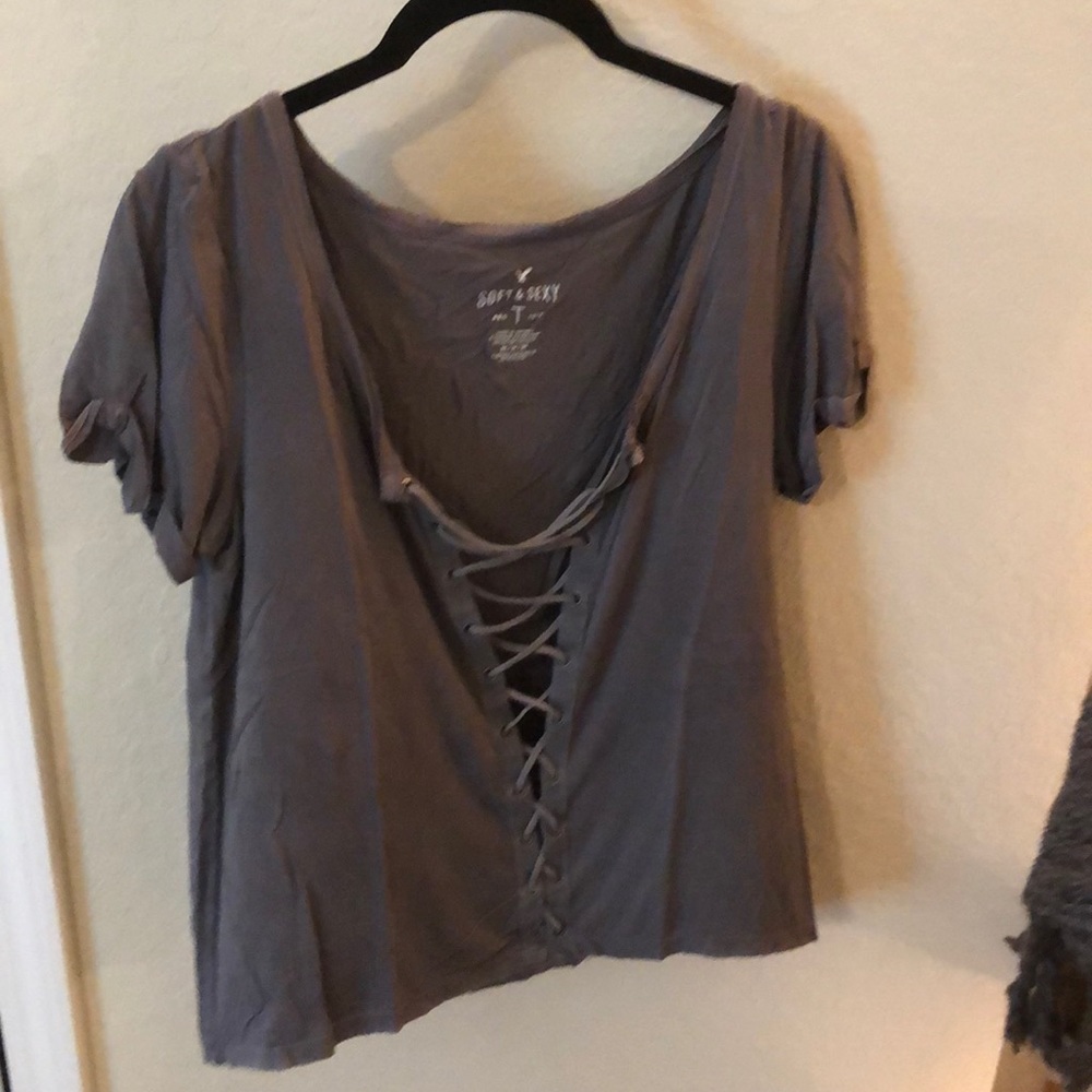 American Eagle grey lace up tee